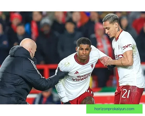 拉什福德在关键比赛中的表现稳健，助力球队争夺重要胜利